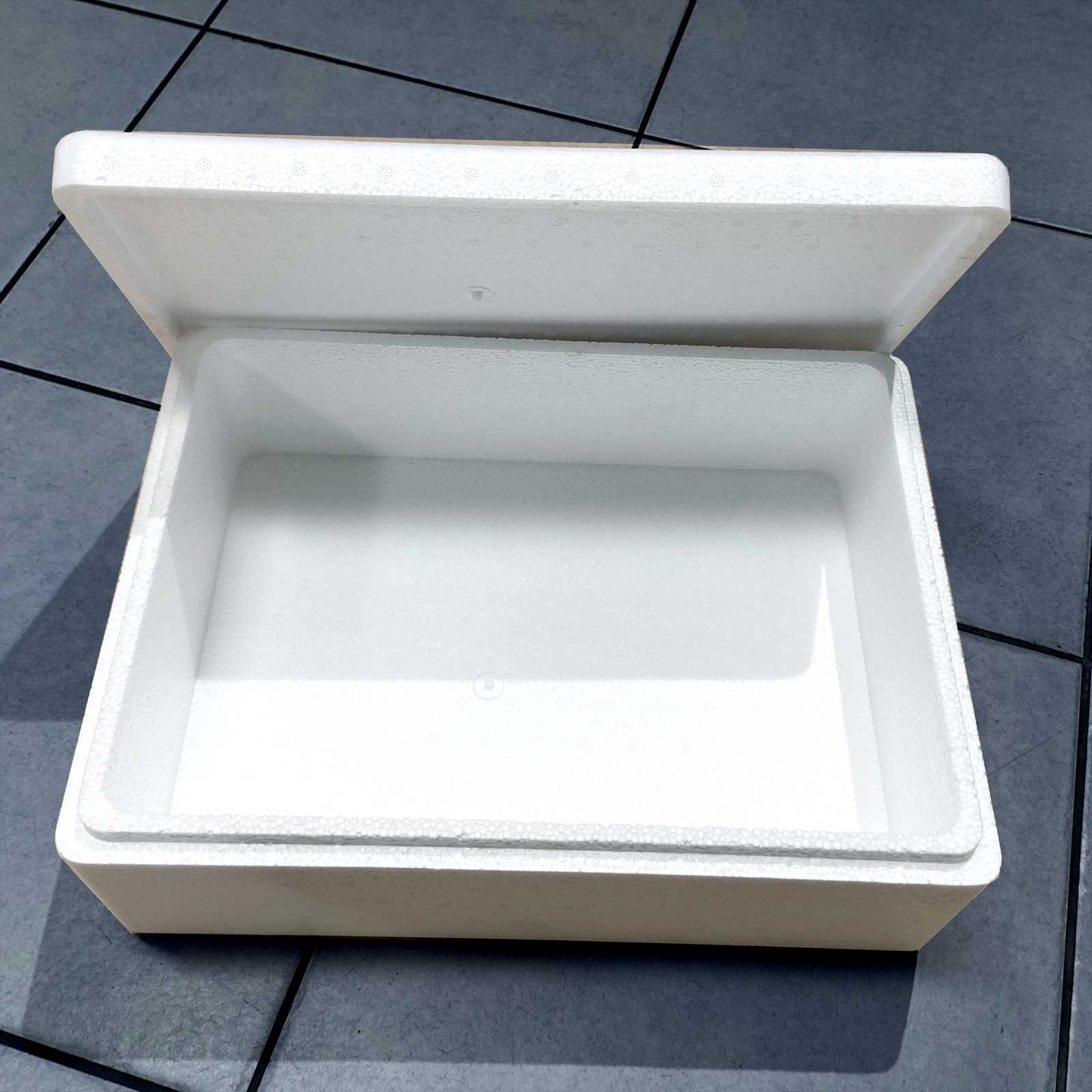 Boite de polystyrène alimentaire 