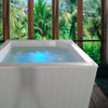 Spa avec lampe de couleur 
