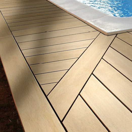 Lame en PVC pour deck et terrasse couleur moka
